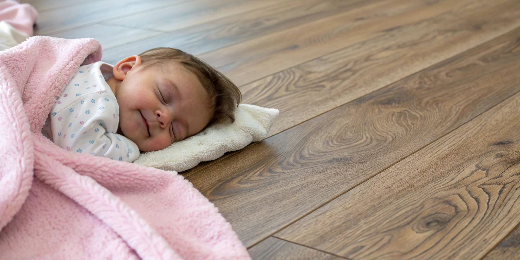 کفپوش لمینت مدرن در فضای داخلی